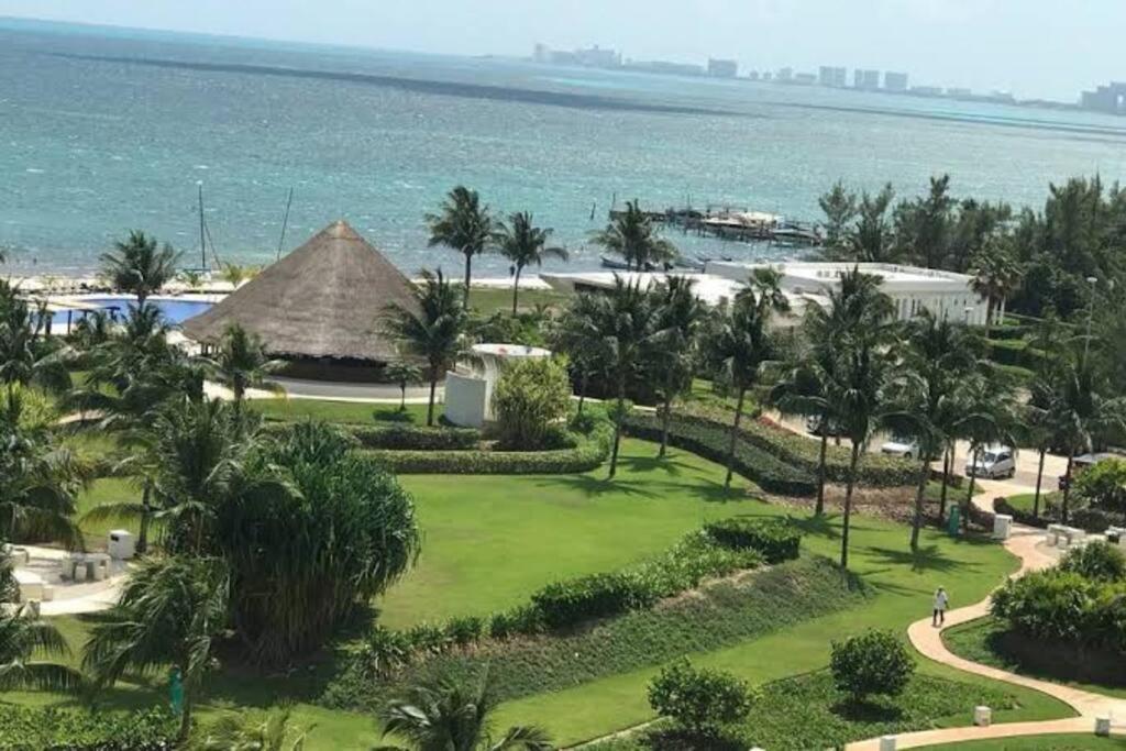 Hermoso Condo De 2 Habitaciones Frente Al Caribe 칸쿤 외부 사진